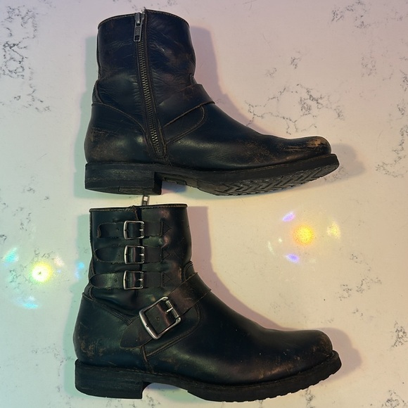 Frye Kelly Veronica distressed leather ankle moto boots black buckle 8.5 - Picture 2 of 10